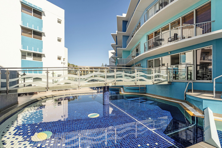 Sport & Beauty 3, Rolling Surf Resort, Caloundra - Caloundra S.
