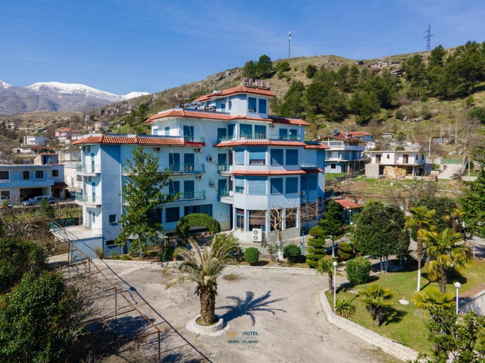 Surrounding environment, Hotel Parku I Palmave, Gjirokastrës