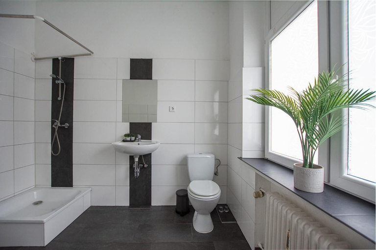 Others 3, T&K Apartments - Apartments 20 Min to MESSE DUS, Krefeld