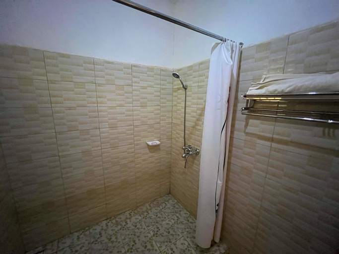Bathroom 6