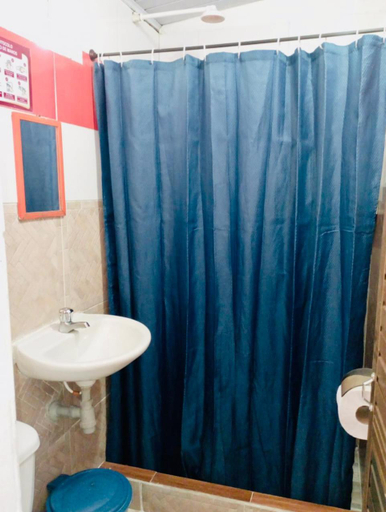 Bathroom 2, San Jose HOUSE, Leticia