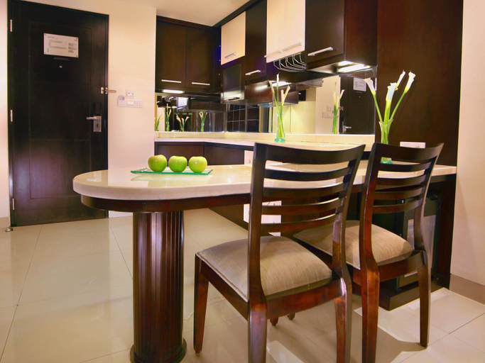 Dining Room 2