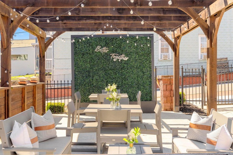 Food & Drinks 5, 27 on Park Boutique Hotel & Venue, Lumpkin