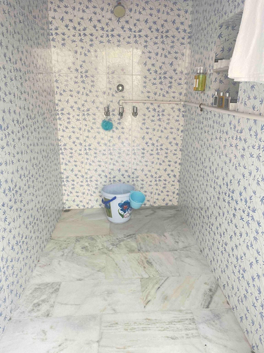 Bathroom 4, agoda x Divine Stay, Mathura