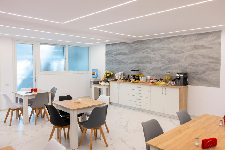 Food & Drinks 5, Casa cu Nuc, Alba Iulia