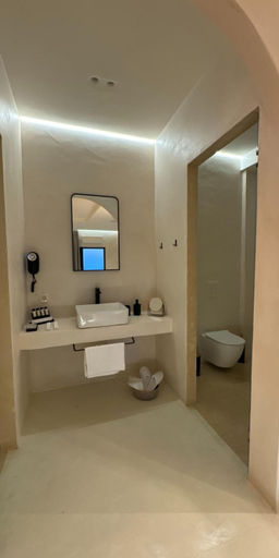 Bathroom 4, Salida Del Sol Santorini, South Aegean