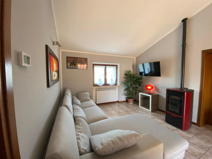 Others 4, Casa Fanny, Verona