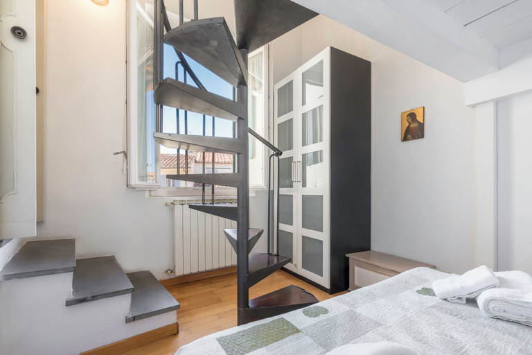 Bedroom 3, Belle Donne Florence Apartment, Florence