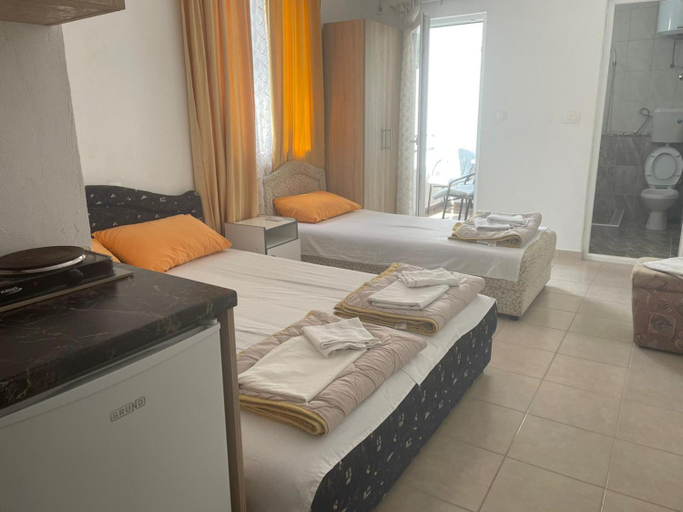 Others 3, Apartmani Jacimovic