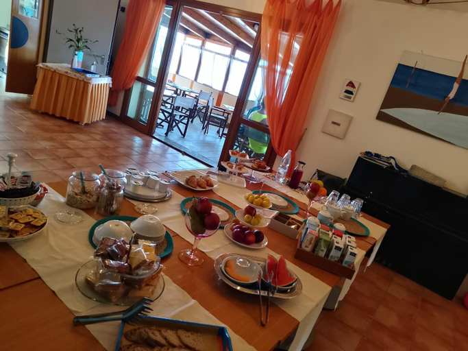 Food & Drinks 4, Hotel Villa Tramonto direttamente sul mare, Livorno