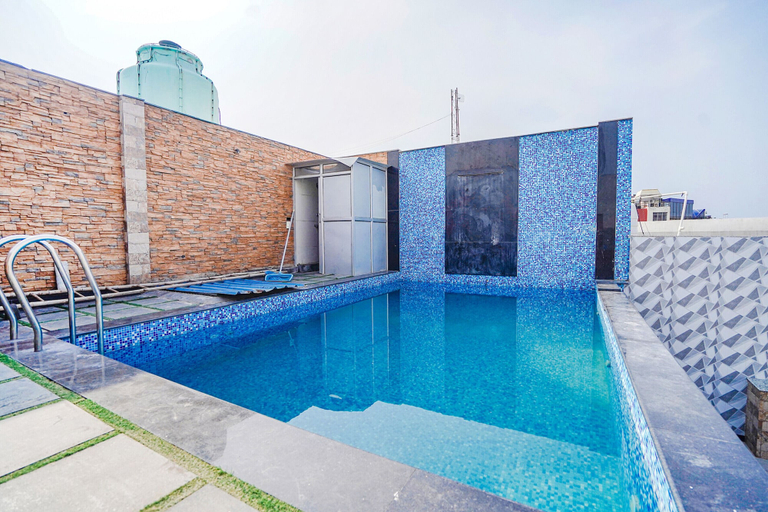 Sport & Beauty 3, Fabhotel Idea Inn, Agra