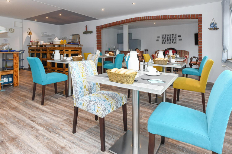 Food & Drinks 3, Hotel-Pension Janssen - Gastehaus Huus an't Deep, Wittmund
