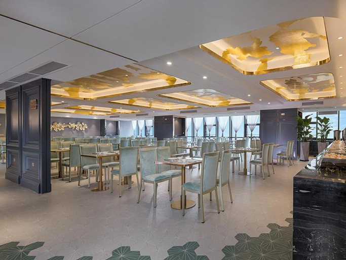 Food & Drinks, Venus Royal Hotel Guangdong Foshan Kuiqi Road Metro Station Creative Industry Park, Foshan