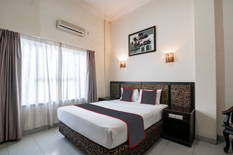 Bedroom 3, Capital O 94165 De Town Hotel, Pekanbaru