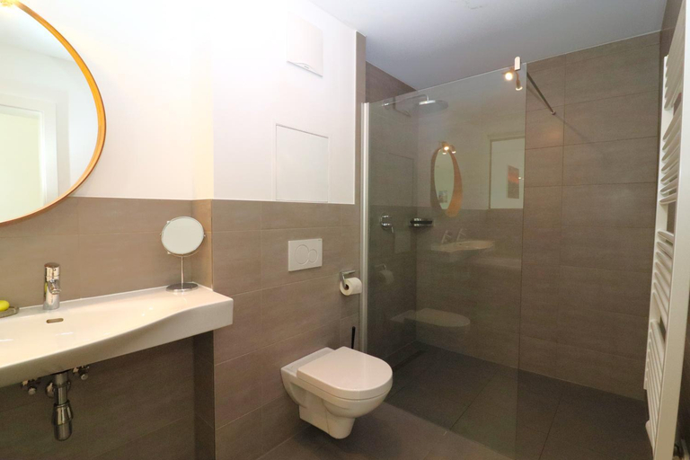 Bathroom 2, Apartment Eichenhof premium, Zell am See