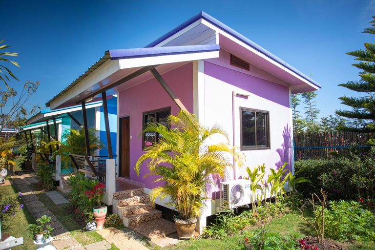 Exterior 16