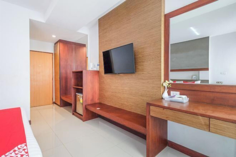 Bedroom 12