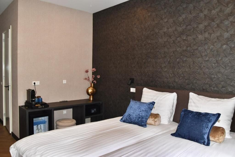 Bedroom 3, Hotel Twenty-Three Amsterdam Airport, Haarlemmermeer