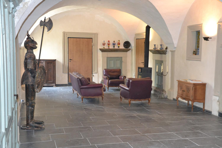 Lobby 1, Schloss Grobitz, Burgenlandkreis