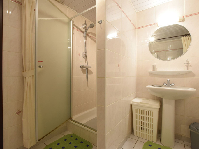 Bathroom 4, Villa with Guest House  Sauna, Luxembourg
