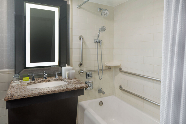 Bathroom 4, Le Meridien Washington, D.C., The Madison, Washington D.C.