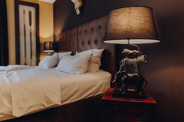 Bedroom 3, Little 7 - Boutique Hotel, Regensburg