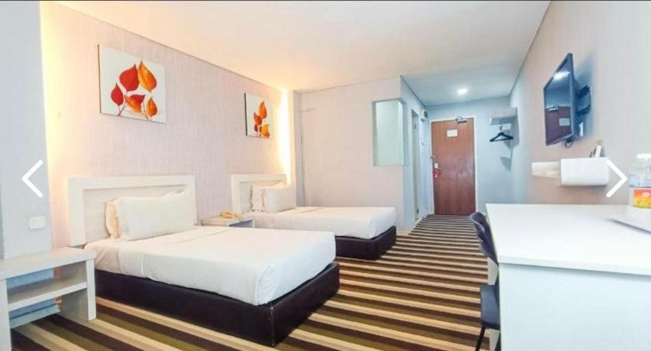 Bedroom 5, First Residence Hotel Kemaman, Kemaman