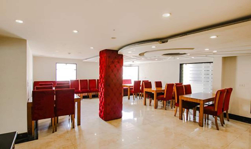Food & Drinks 4, Fabhotel The Green Majestic, Dehradun