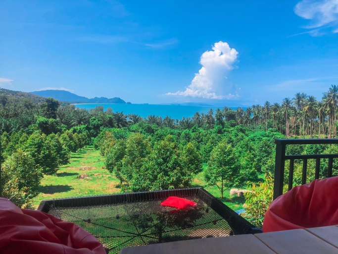 Others 3, The moon camp khanom, Khanom