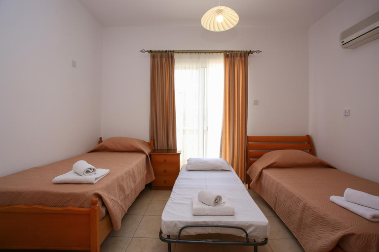 Bedroom 3, "Star House" Private pool