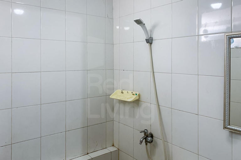 Bathroom 8