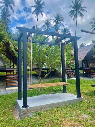 Others 4, The moon camp khanom, Khanom