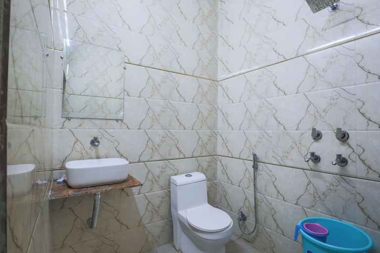 Bathroom 4, Hotel Sweet Home DX, Delhi