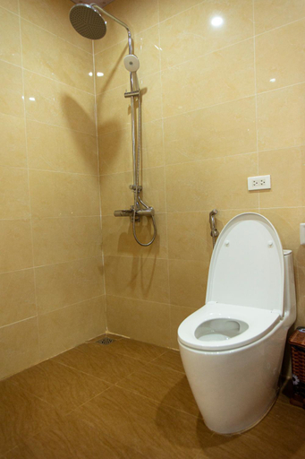 Bathroom 3, Minh Cường Hotel, Mộc Châu