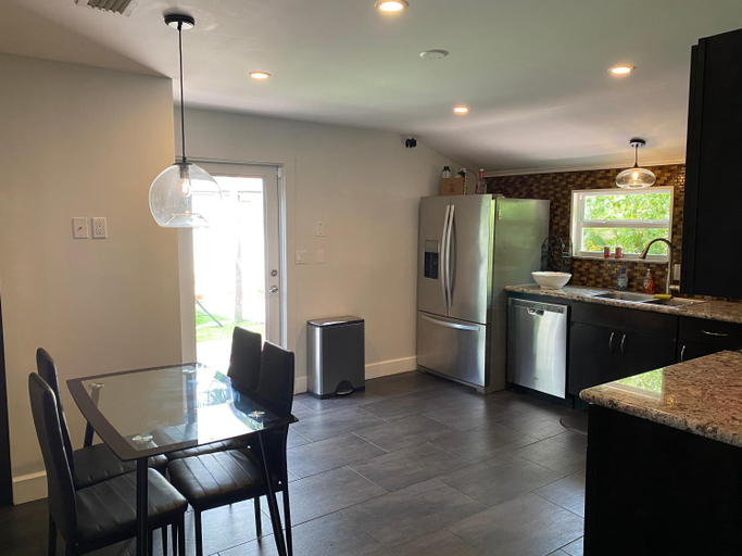 Others 4, HEART OF WILTON MANORS, Broward