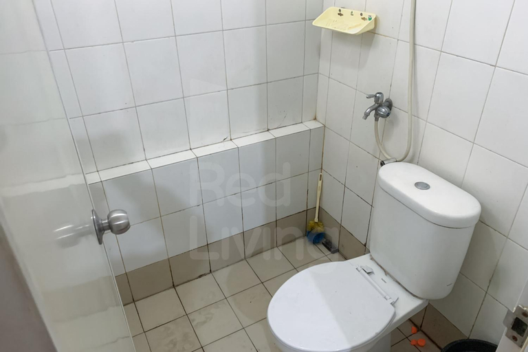 Bathroom 12