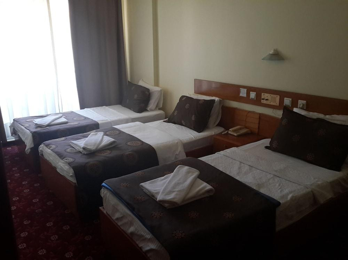 Bedroom 2, Grand Didyma Hotel, Didim