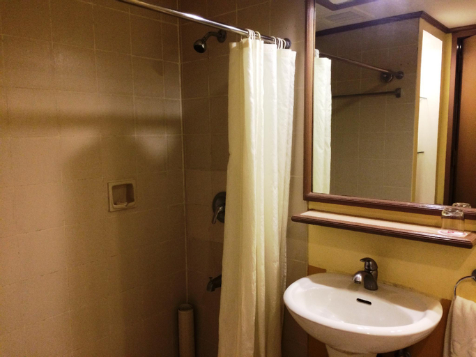 Bathroom 3