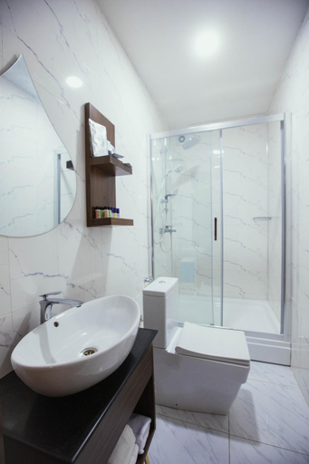 Bathroom 3, Antalya Grand Palace, Urganch