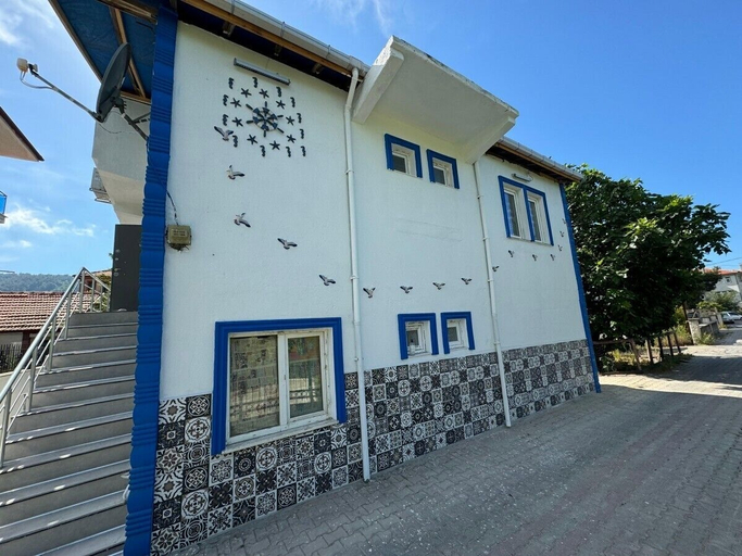 Exterior & Views 2, Gökçe Pension, Merkez