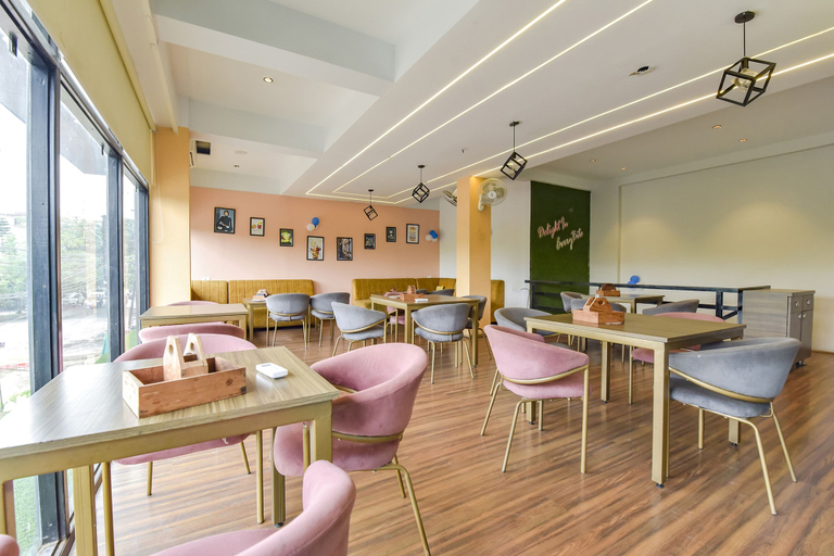 Food & Drinks 2, Fabhotel Urban Elite, Indore