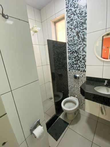 Bathroom, Elite Economy Hotel, Pará de Minas