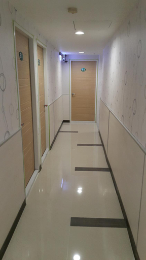 Others 5, Awesome Hotel, New Taipei City