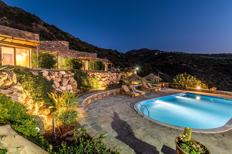 Others 4, Enastron Apartments, Crete