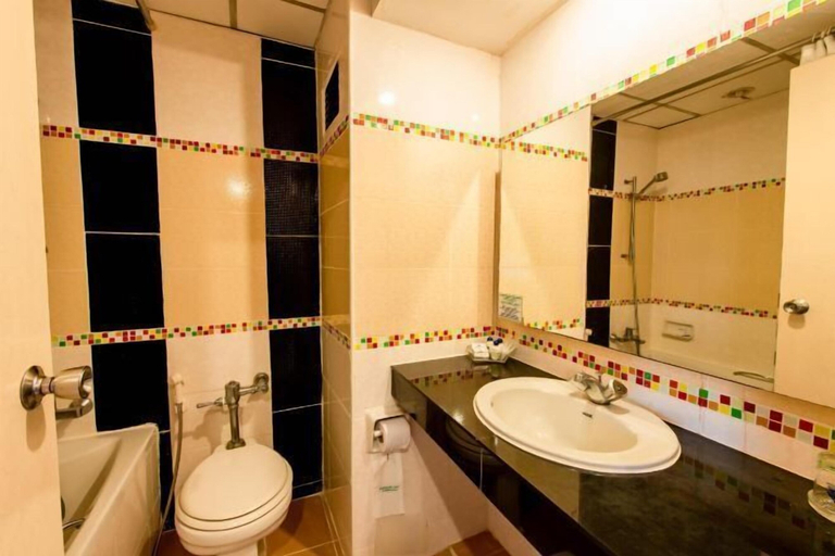 Bathroom 30