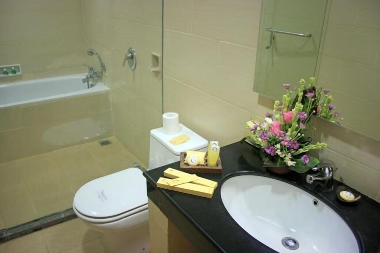 Bathroom 27