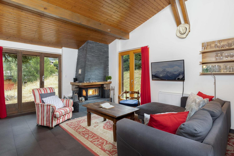 Others 5, Chalet Nicolas, Martigny