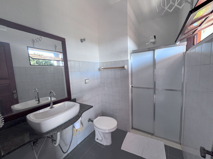 Bathroom 4, Pousada Cheiro de Mar, Nova Viçosa