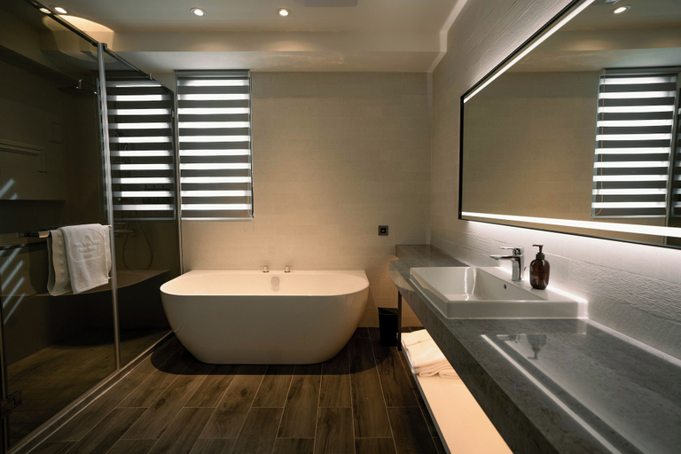 Bathroom 3, XIUXI HOTEL, Tainan