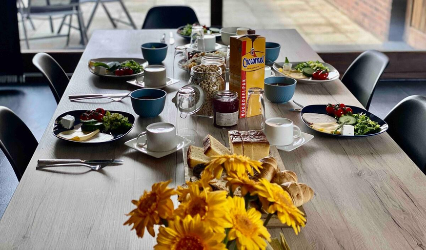 Food & Drinks, Casper House: Near Maastricht, Limburg